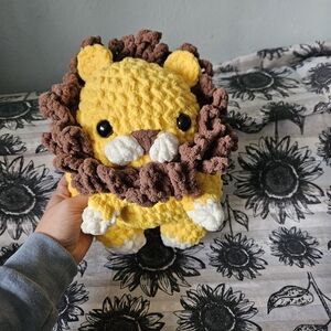 Crochet Lion Amigurumi Plushie